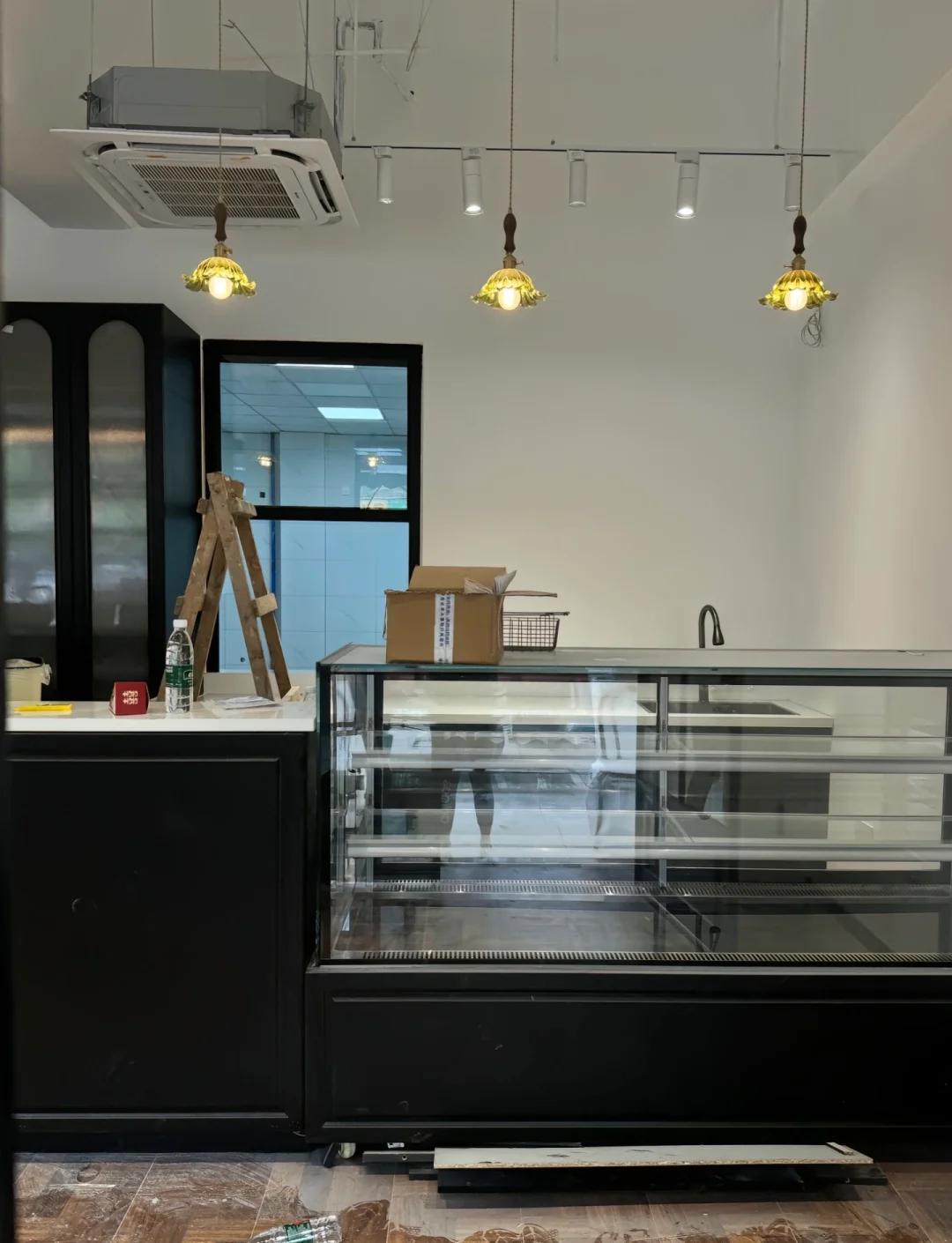 80平重慶法式烘焙店裝修效果圖